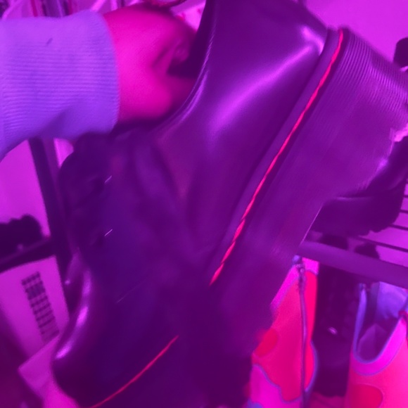 Doc Marten Holly's - Picture 2 of 4